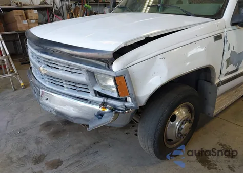 1994 Chevrolet Gmt-400 C3500 z USA, uszkodzony, nr VIN 1GCHC39NXRE241381